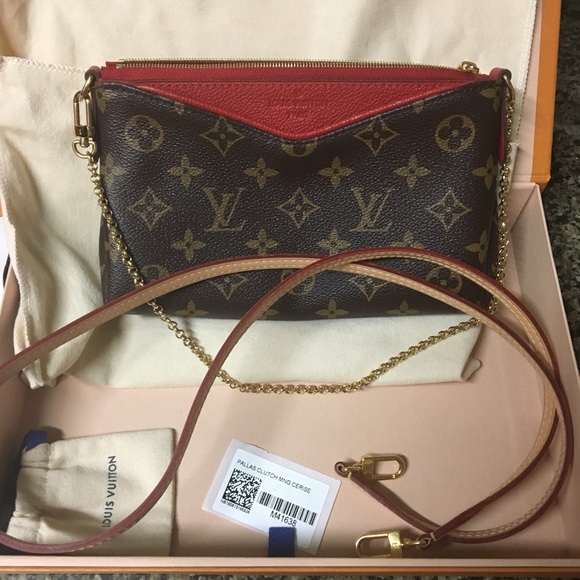 ❌❌SOLD‼️‼️Louis Vuitton Monogram Pallas Clutch - Picture 1 of 8